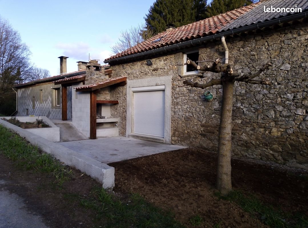 Maison à louer, 92m², Boissezon
