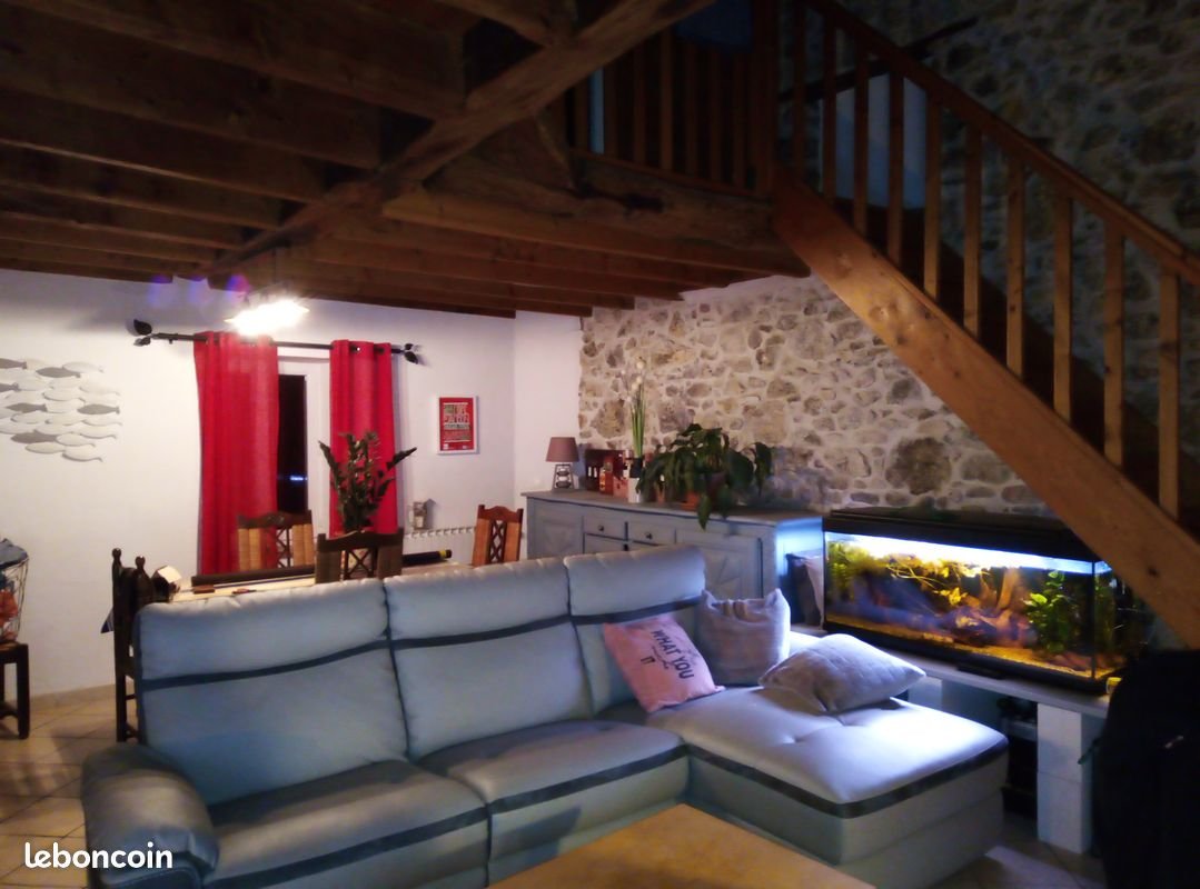 Maison à louer, 92m², Boissezon