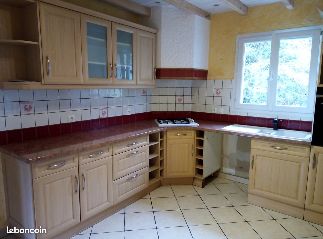 Maison à louer, 92m², Boissezon