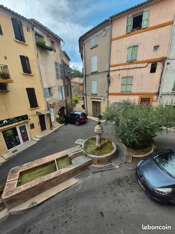 Appartement à louer, 86m², Barjols