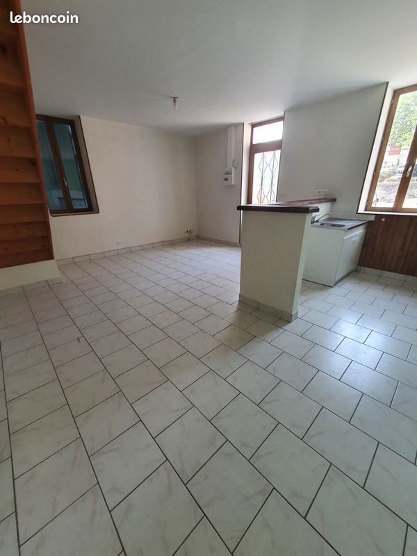 Appartement à louer, 60m², La Chapelaude