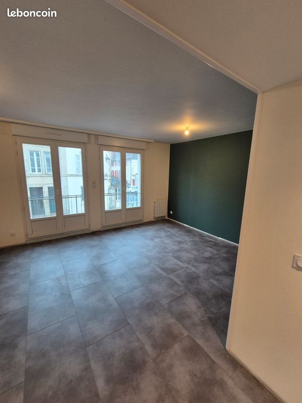 Appartement à louer, 72m², Landerneau