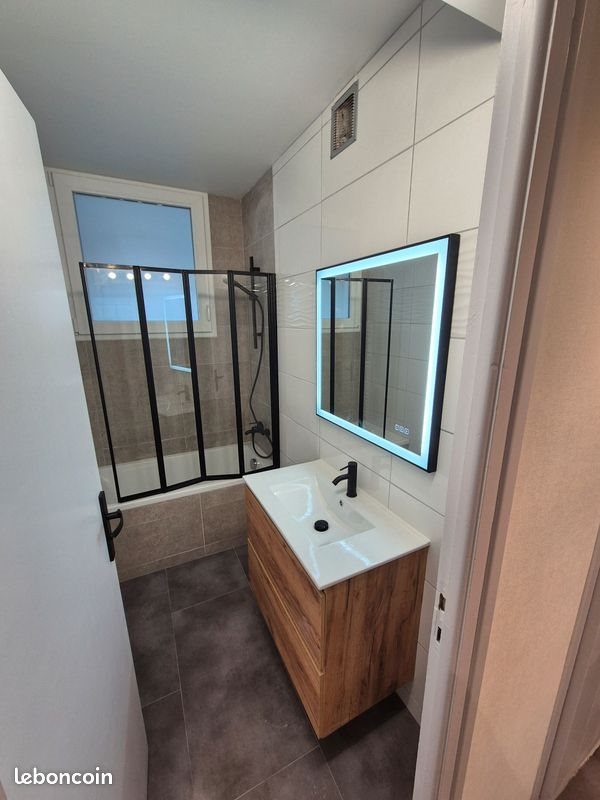Appartement à louer, 72m², Landerneau