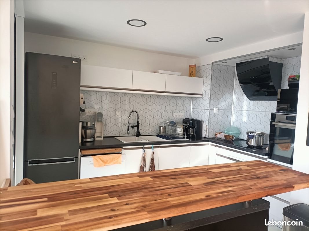 Appartement à vendre, 74m², Carpentras