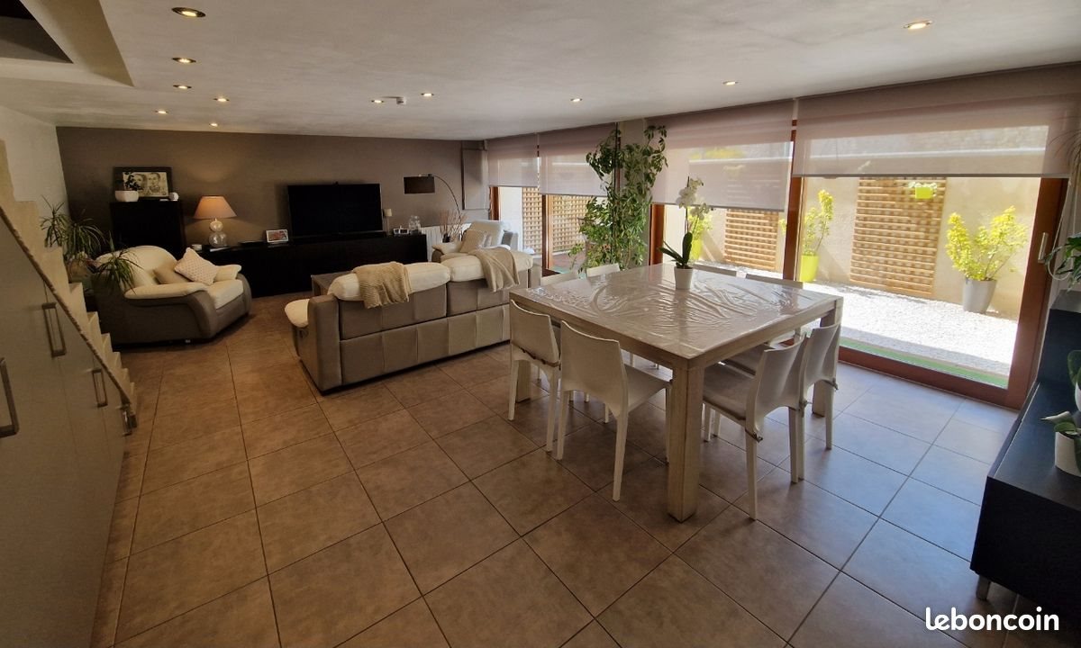 Maison à vendre, 131m², Goussonville