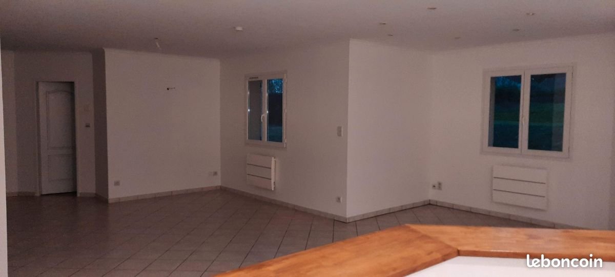Maison à louer, 100m², Champcevinel