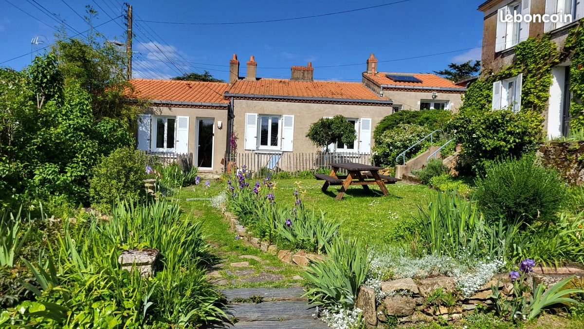 Maison à louer, 43m², Saint-Léger-les-Vignes