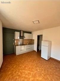 Appartement à louer, 50m², Aubenas