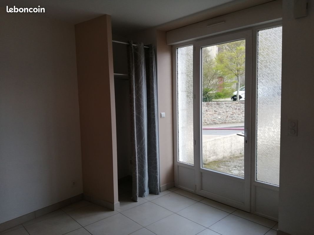 Maison à louer, 85m², Guipel