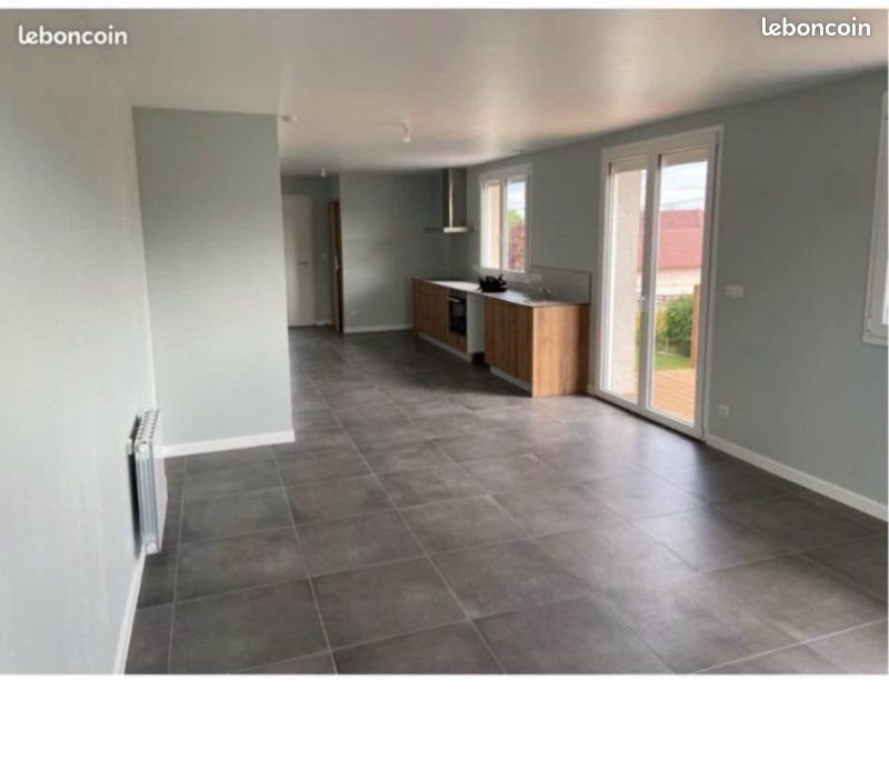 Appartement à louer, 90m², Gonsans