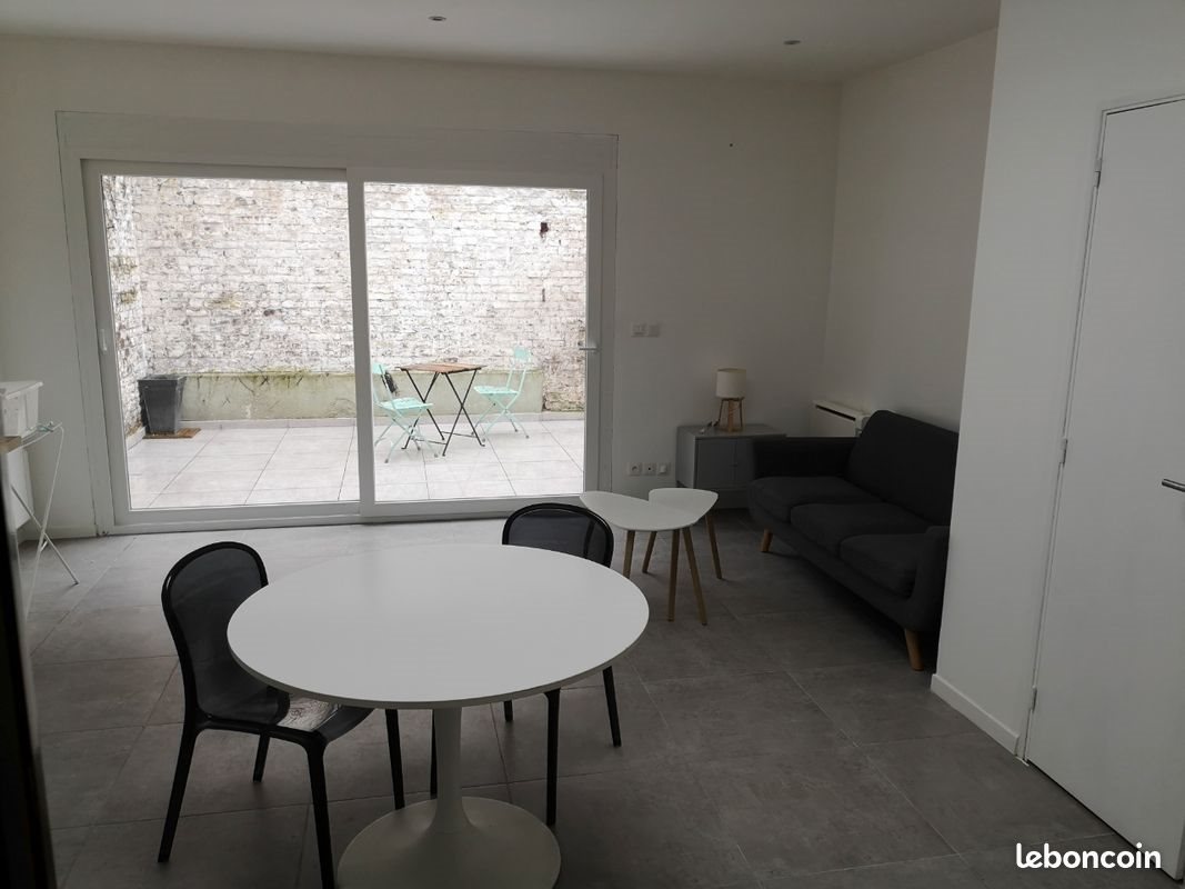 Appartement à louer, 45m², Lille