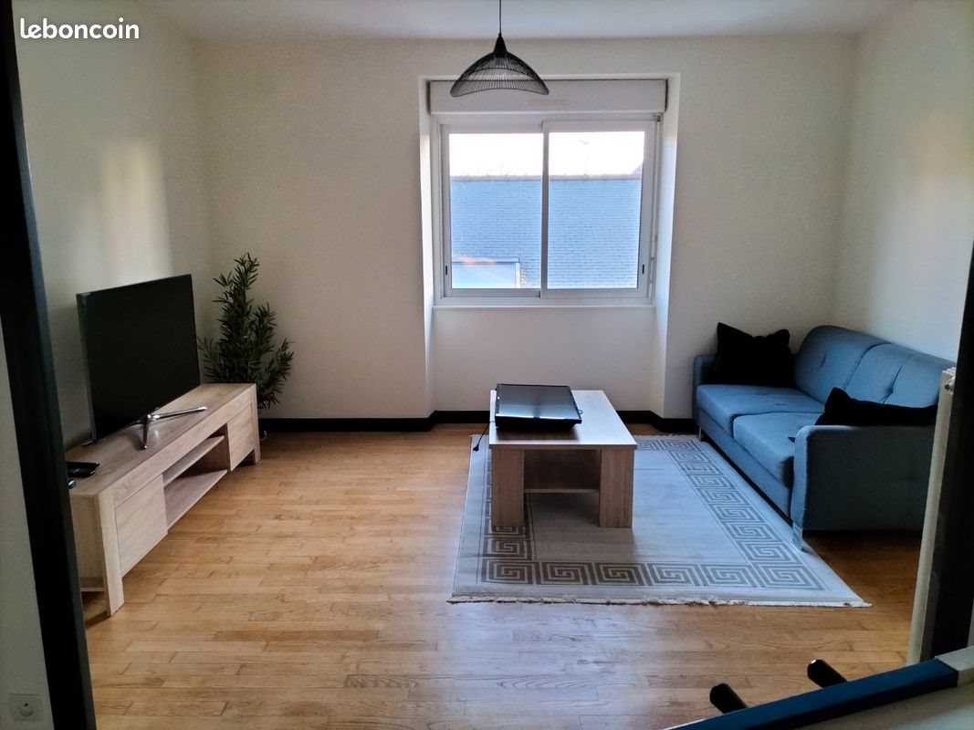Appartement à louer, 93m², Javené