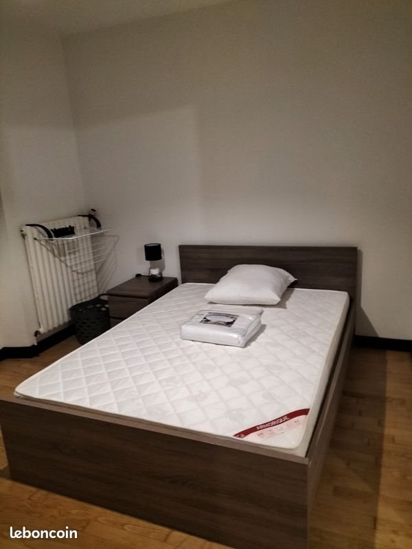 Appartement à louer, 93m², Javené