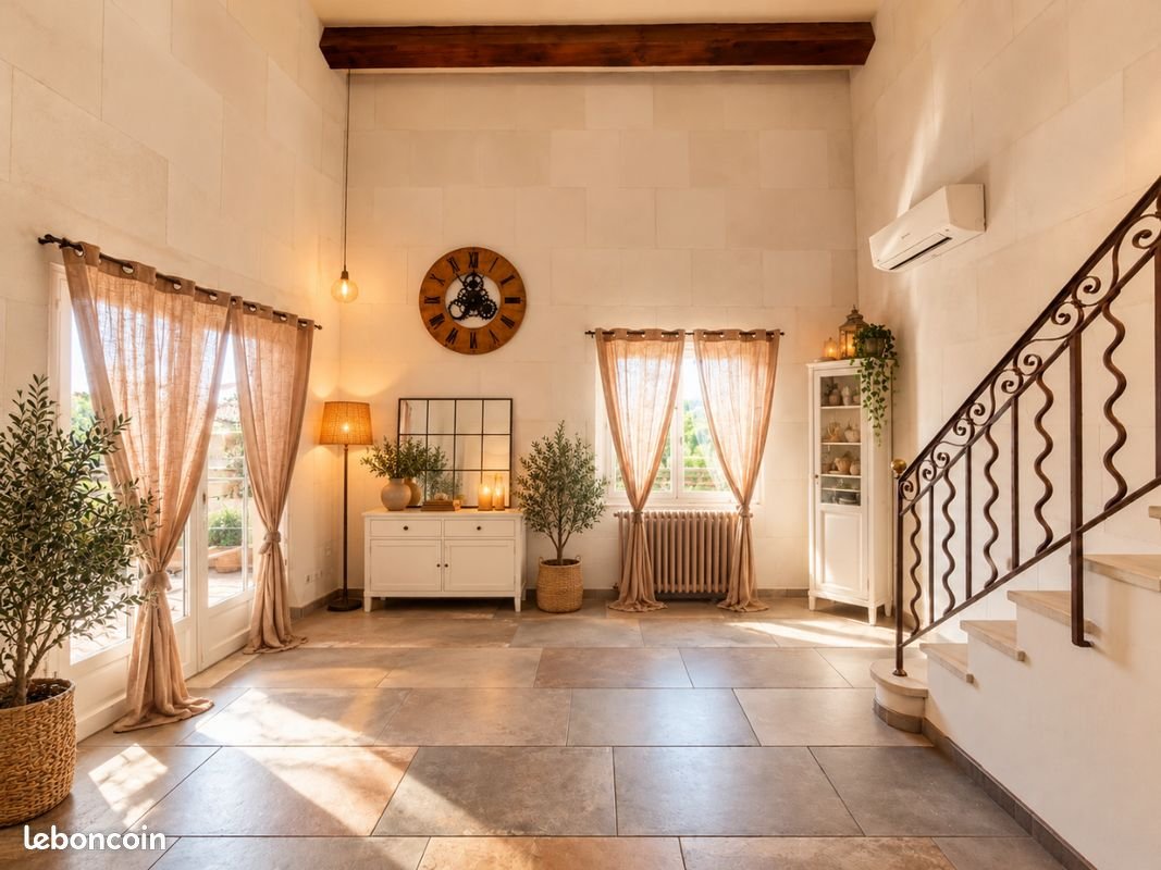 Maison à vendre, 117m², Saint-Mitre-les-Remparts