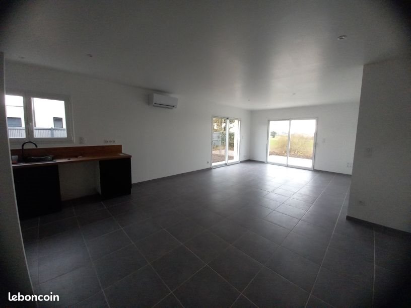Maison à louer, 97m², Bénéjacq