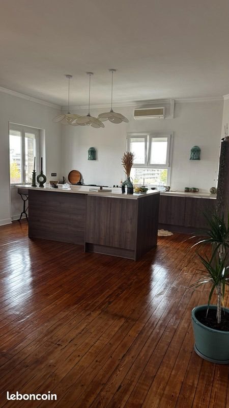 Appartement à louer, 169m², Bordeaux