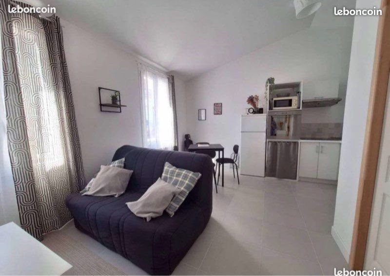 Appartement à louer, 33m², Rochefort