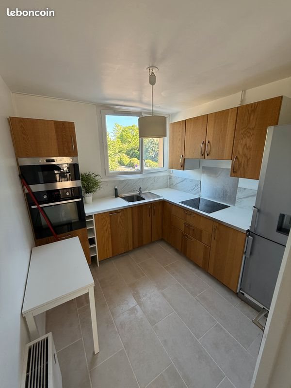 Appartement à louer, 47m², Massy