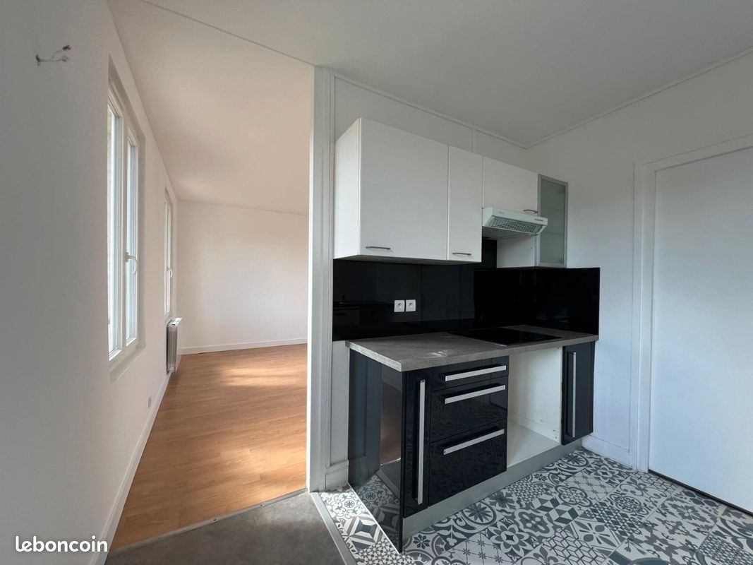 Appartement à louer, 28m², Beauchamp