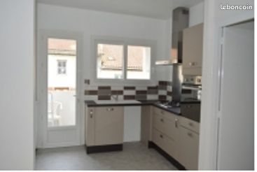 Appartement à louer, 93m², Ruffec