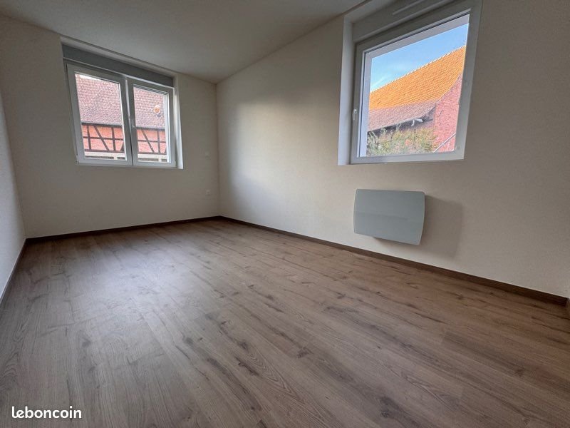 Appartement à louer, 78m², Hatten