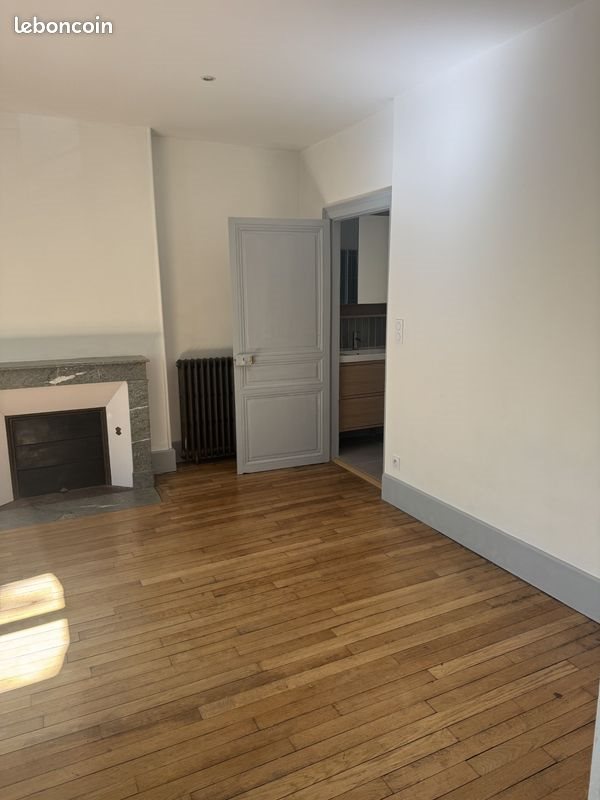 Appartement à louer, 80m², Brive-la-Gaillarde