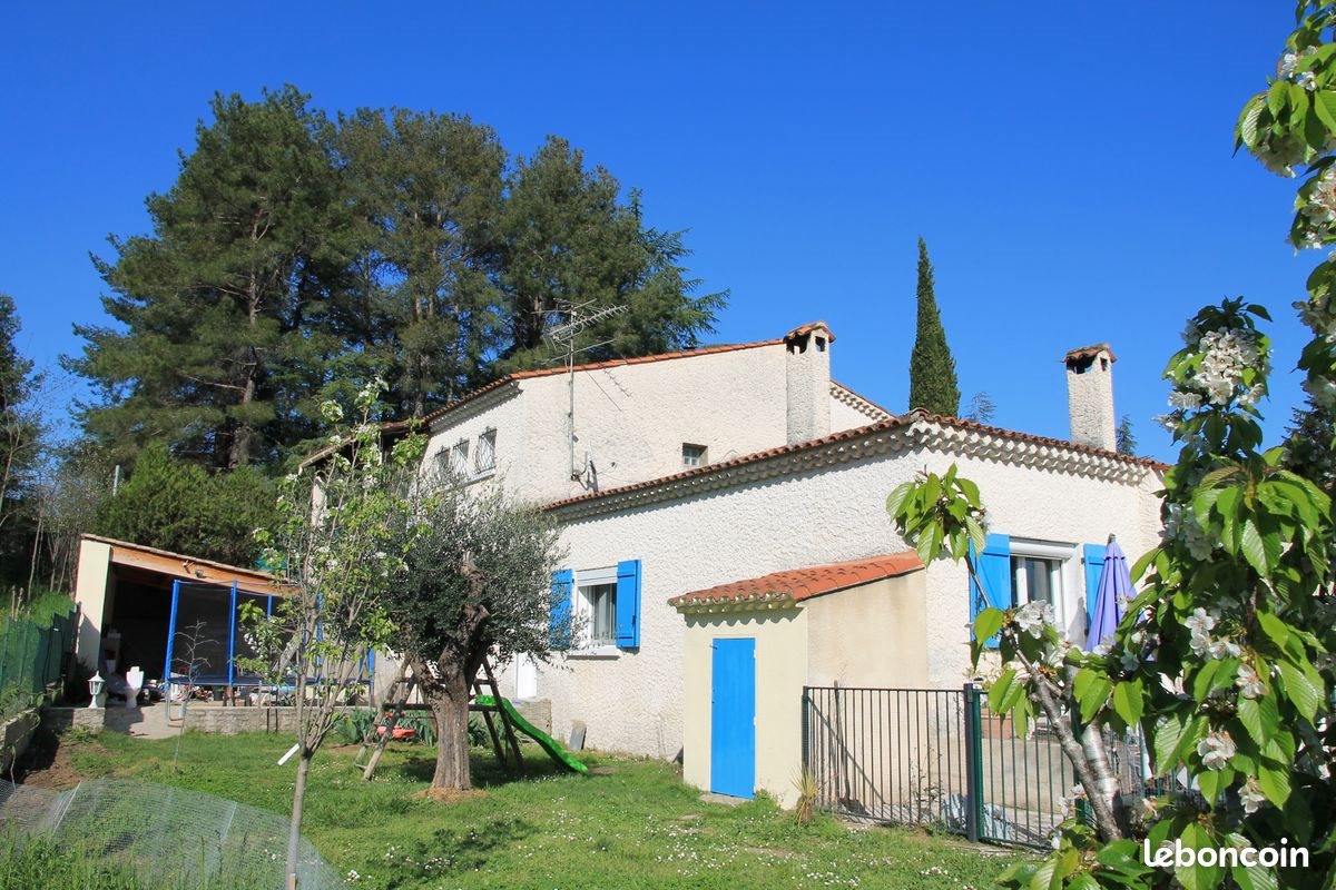 Maison à louer, 187m², Laroque