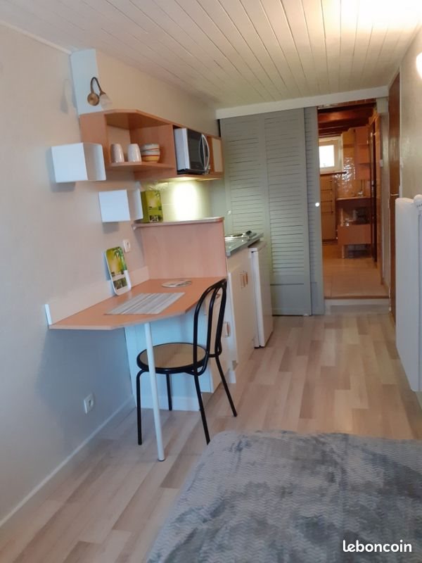 Appartement à louer, 14m², Saint-Max