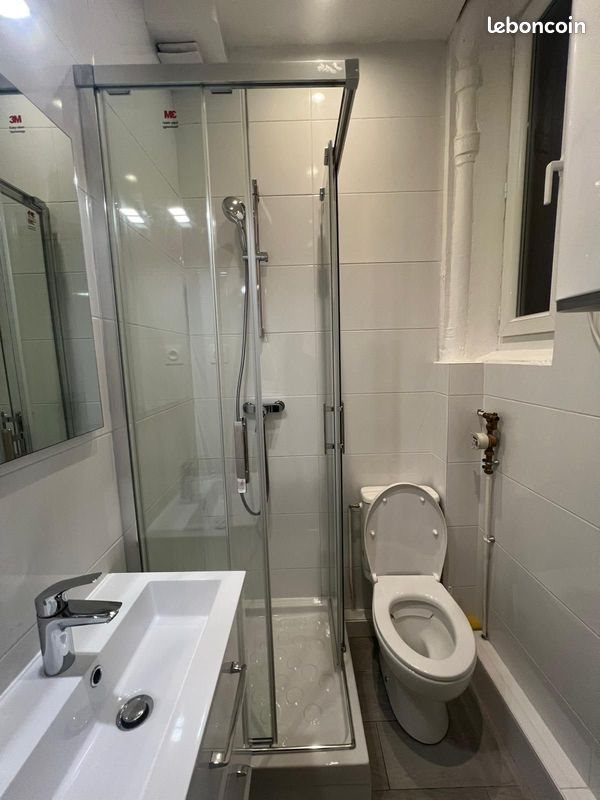 Appartement à louer, 15m², Suresnes