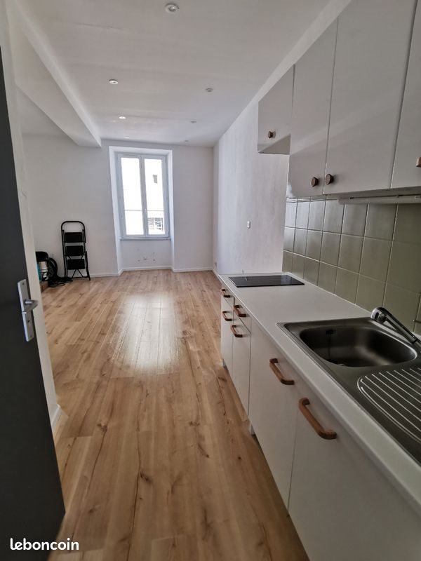 Appartement à louer, 17m², Bourg-lès-Valence