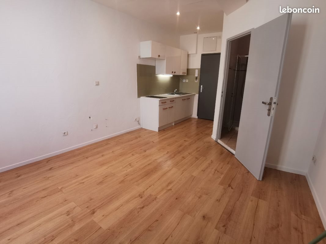 Appartement à louer, 17m², Bourg-lès-Valence