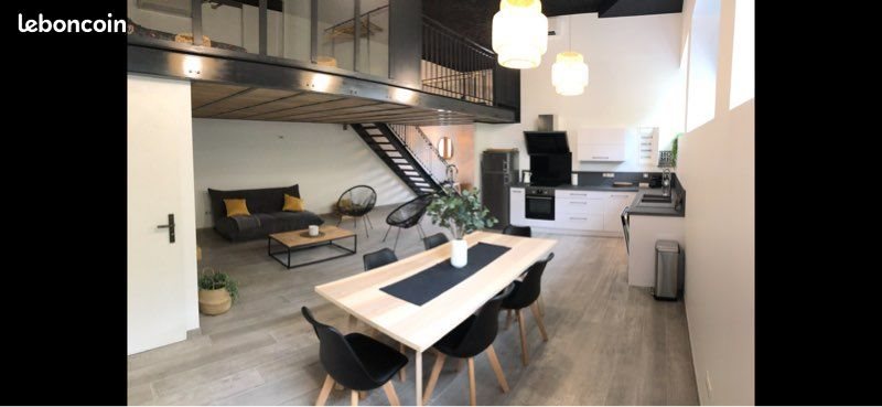 Appartement à louer, 89m², Épinouze