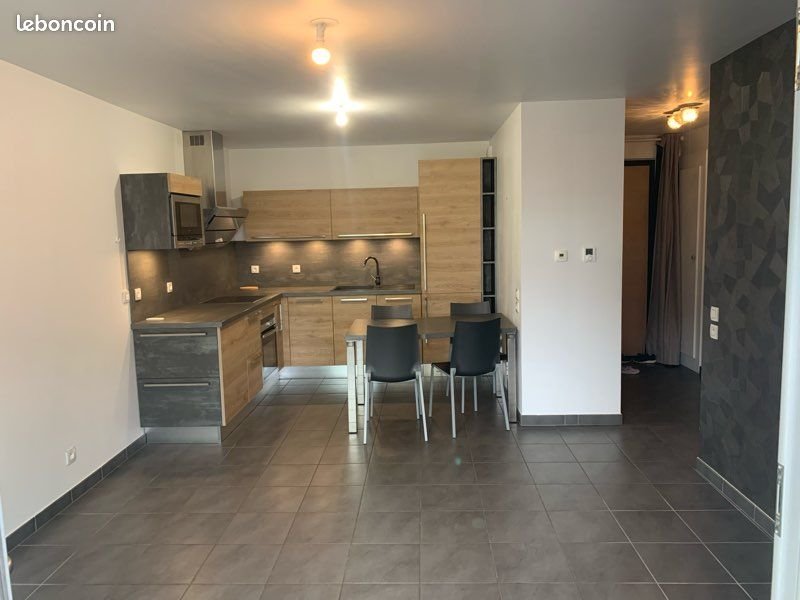 Appartement à louer, 43m², Groisy