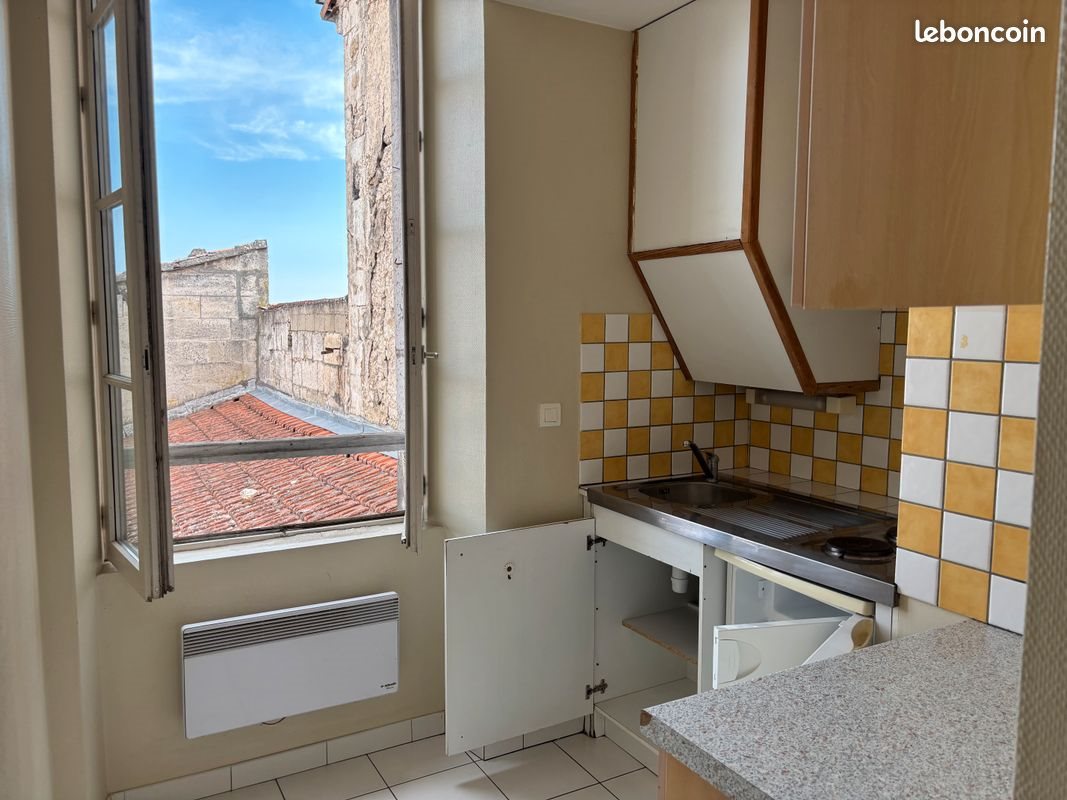 Appartement à louer, 23m², Angoulême