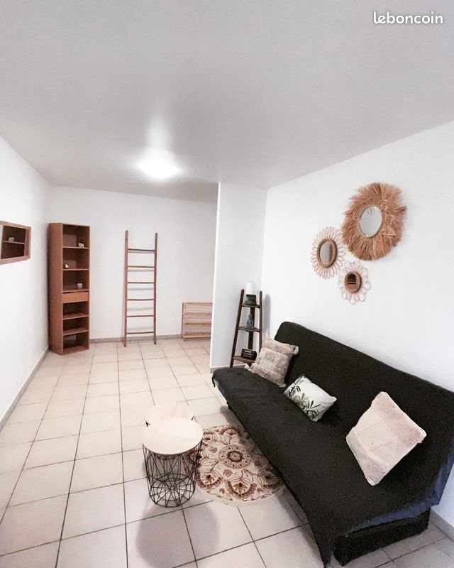 Appartement à louer, 27m², Le Pradet