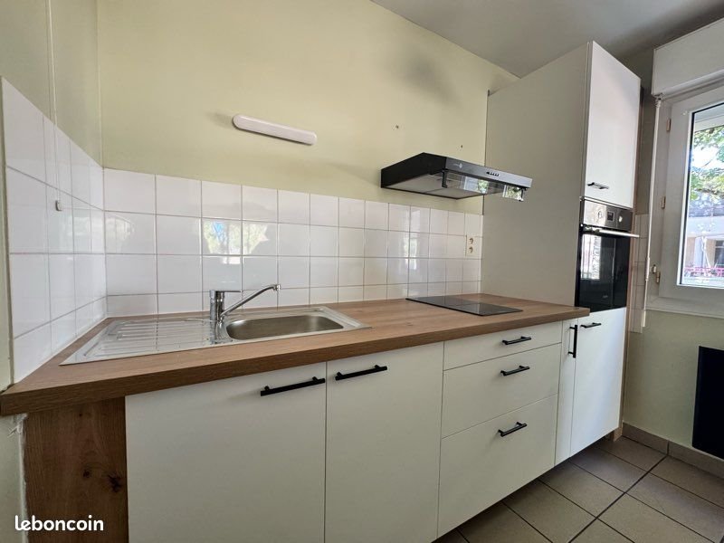 Appartement à louer, 47m², Luc-la-Primaube