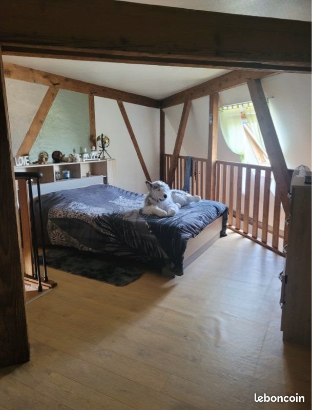 Appartement à louer, 90m², Bruyères-et-Montbérault