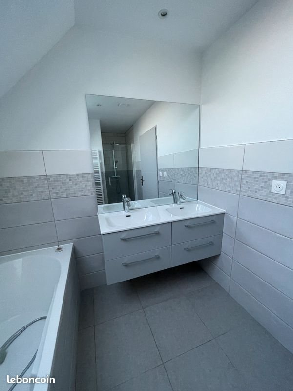 Maison à louer, 200m², Hardivillers