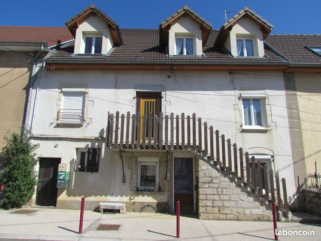 Appartement à louer, 80m², Ruffey-le-Château
