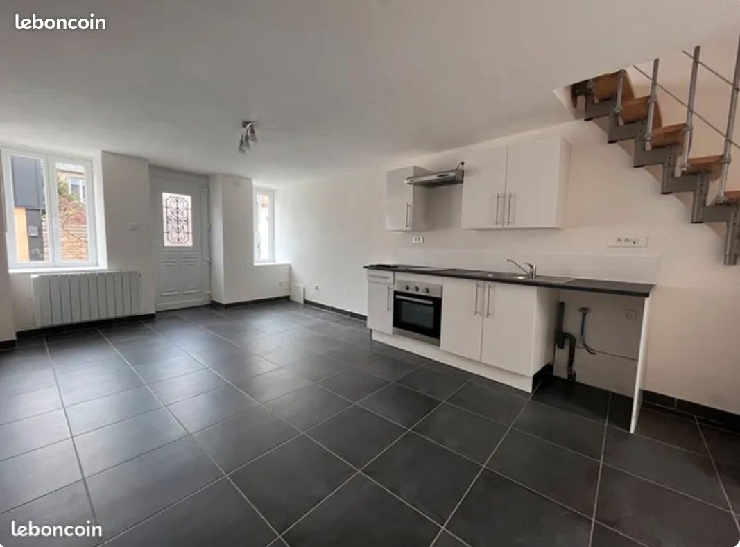 Maison à louer, 43m², Guilliers