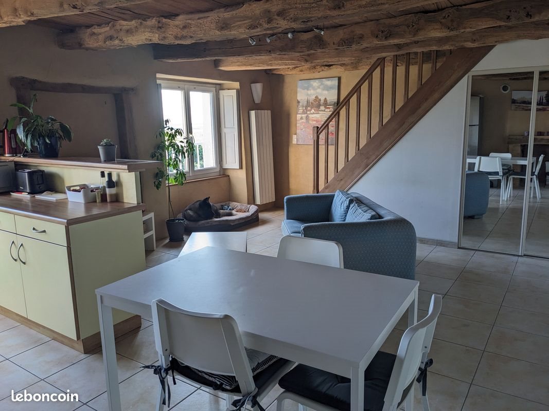 Appartement à louer, 50m², La Mézière
