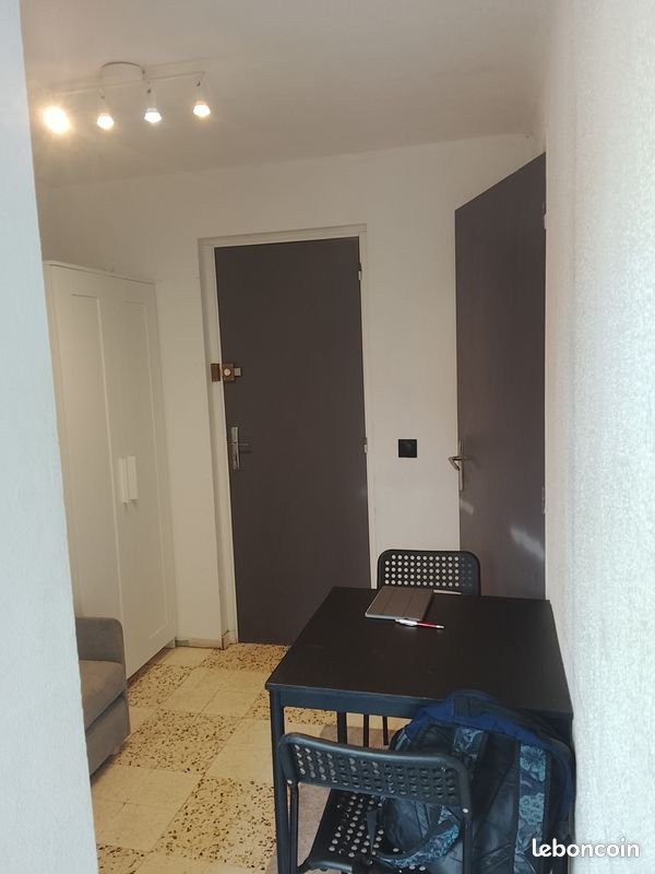 Appartement à louer, 13m², Port-Saint-Louis-du-Rhône