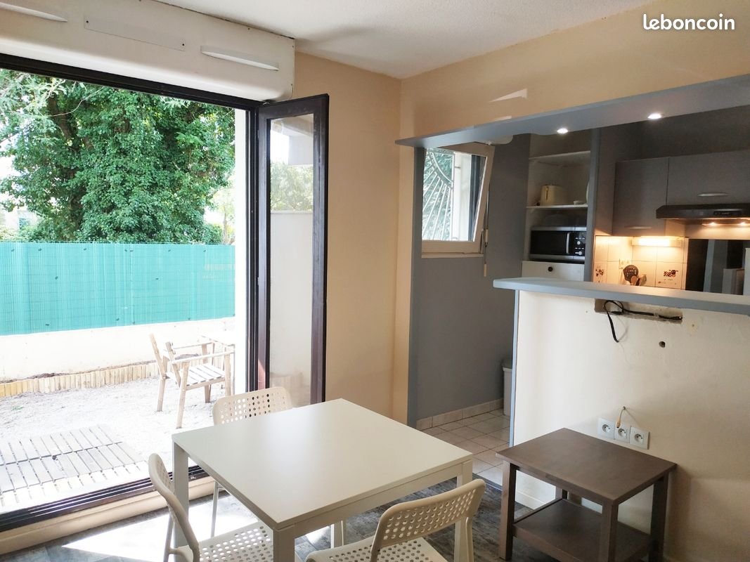 Appartement à louer, 26m², Talence