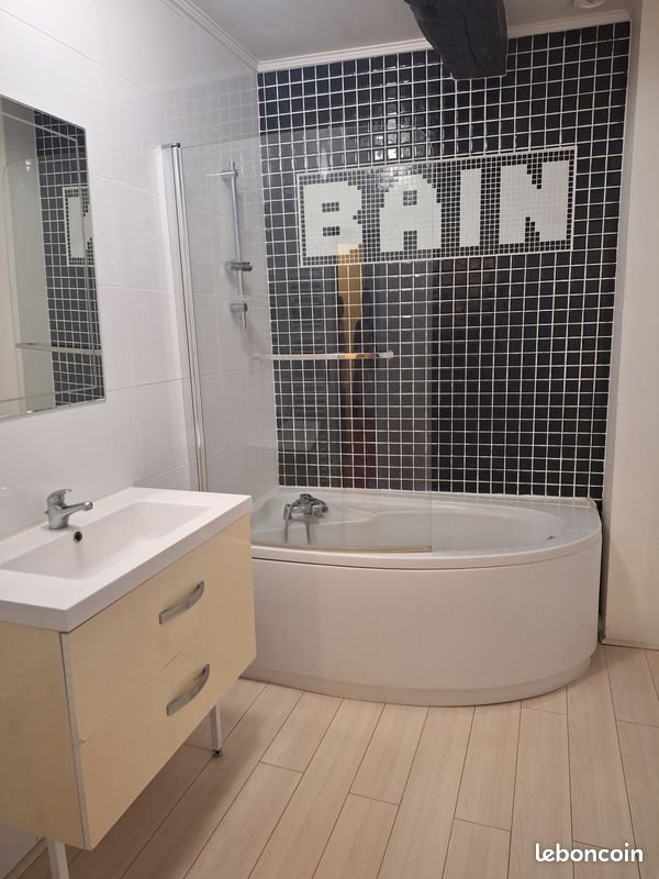 Appartement à louer, 80m², Charleville-Mézières