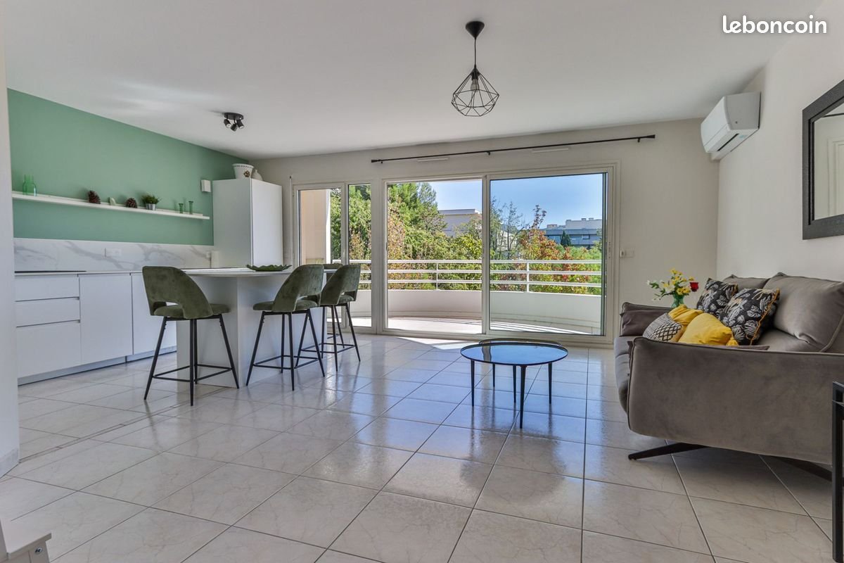 Appartement à louer, 52m², Marseille 8ème
