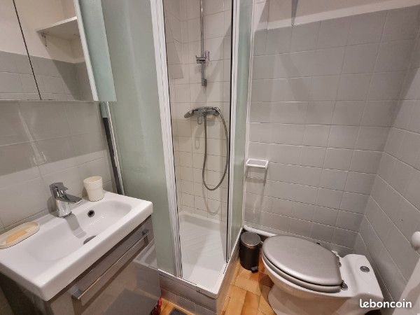 Appartement à louer, 15m², Issy-les-Moulineaux