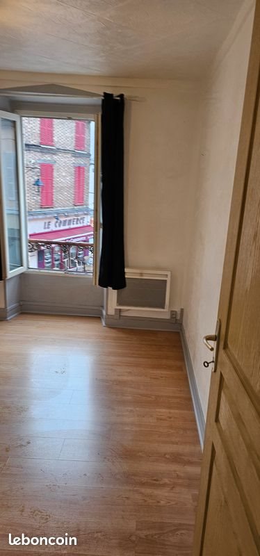 Appartement à louer, 69m², Pont-sur-Yonne