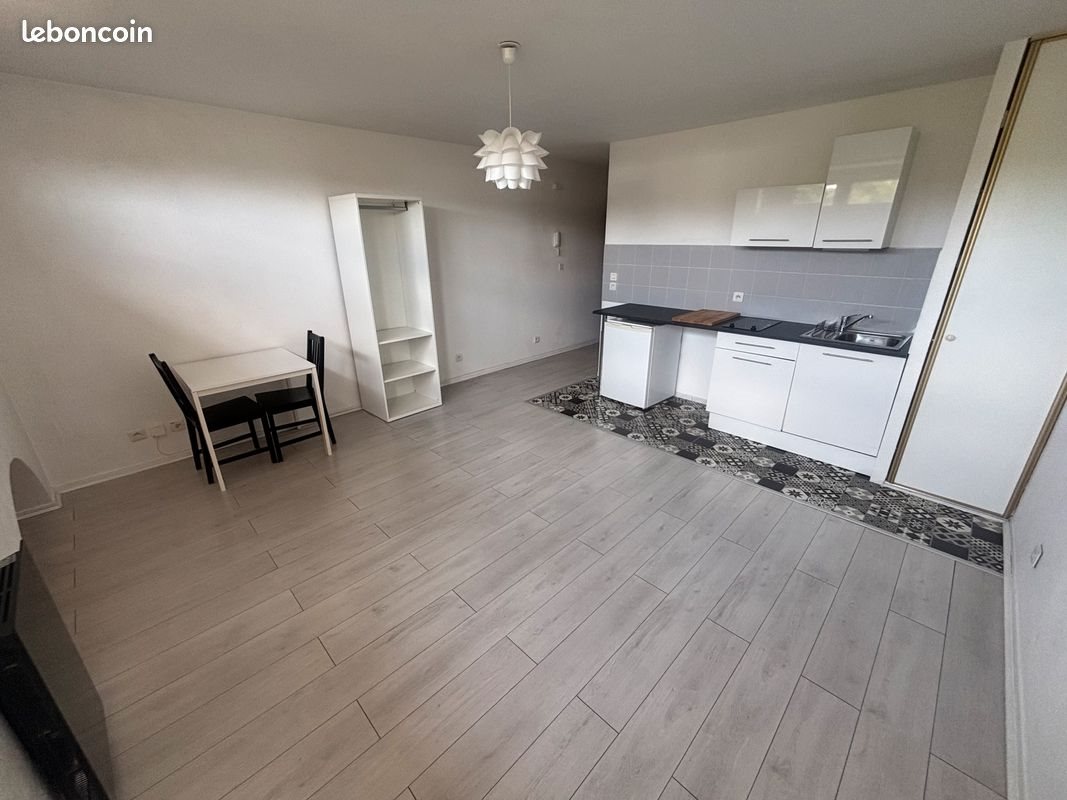 Appartement à louer, 28m², Metz