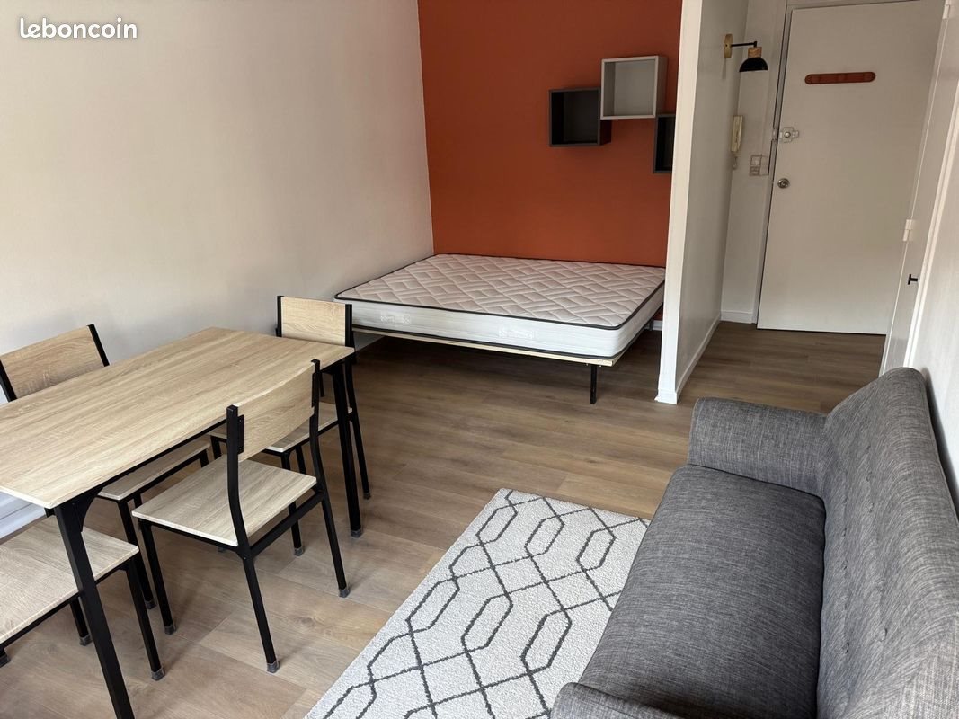 Appartement à louer, 26m², Pau