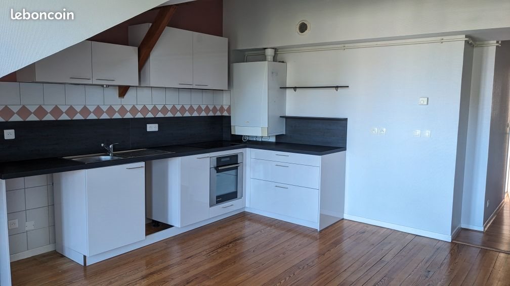 Appartement à louer, 72m², Oloron-Sainte-Marie